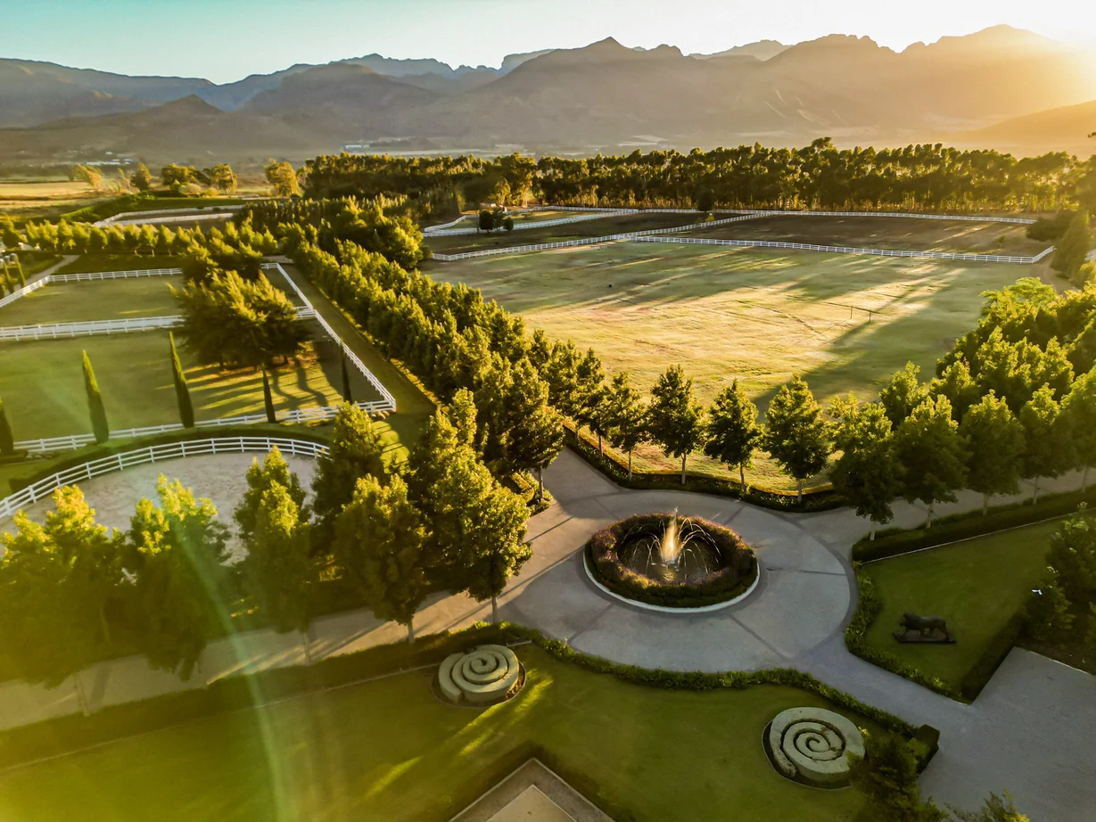 Oakvale Estate gardens and vineyards